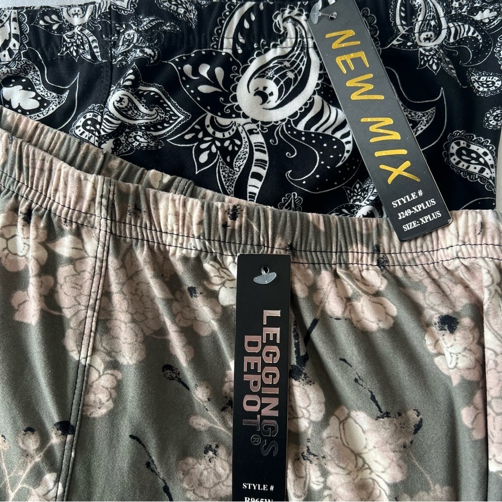2 pair plus size leggings floral paisley tall Extra Plus - Picture 3 of 5